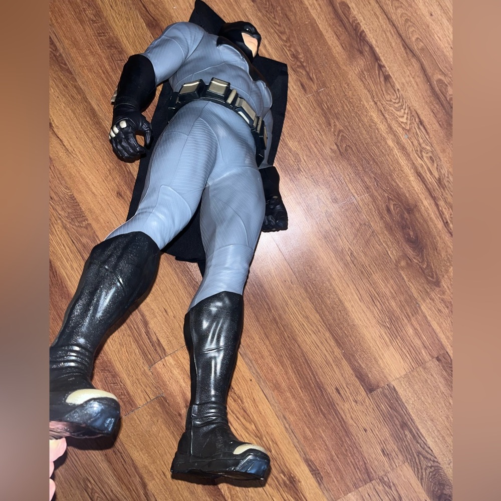 2015 Jakks Pacific DC Comics "Big-Figs" 19-inch Batman Action Figure